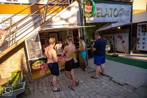2022-08-04_05_06_07-nappal