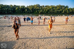 2022-08-04_05_06_07-nappal